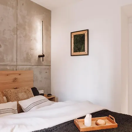 Tibi - 2 Bedrooms And Office In Eixample Esquerra * Barcelona